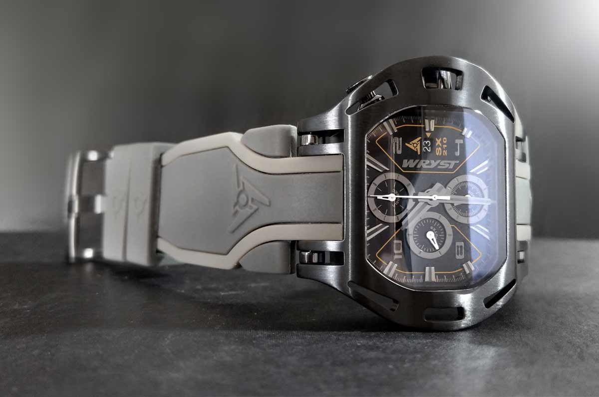 Luxury Sports Wryst Watch Force SX210